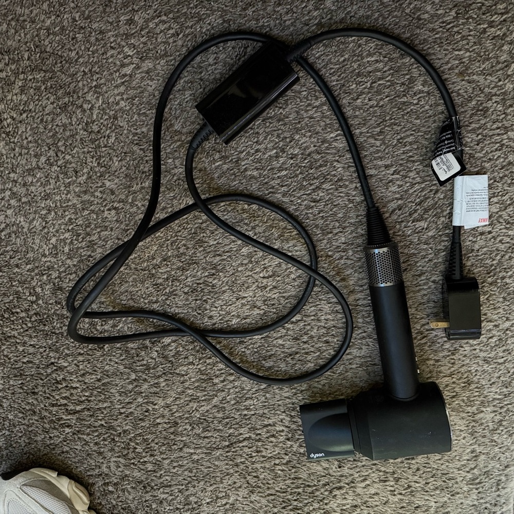 Dyson Hair Dryer in Sleek Black
